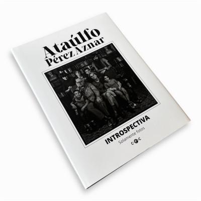 Introspectiva. Solamente fotos